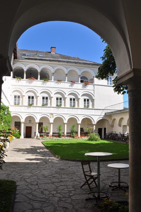 מלון Kloster Wernberg מראה חיצוני תמונה