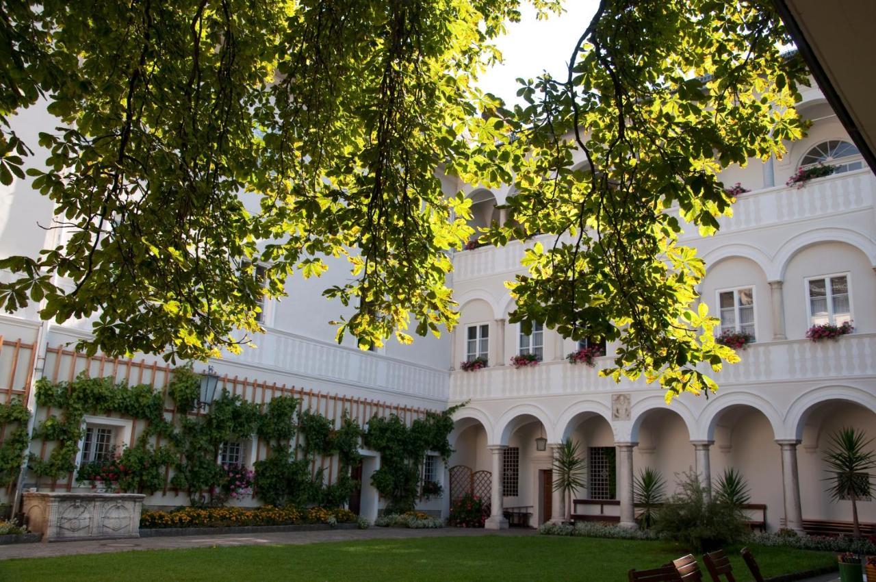 מלון Kloster Wernberg מראה חיצוני תמונה